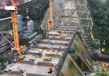 dams building